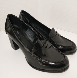 Jones New York Black Patent Block Heel Loafer, Size 9,‎ Trendy For Fall